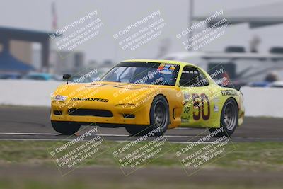 media/Jan-18-2026-CalClub SCCA (Sun) [[8bc6468723]]/Group 3 Race/Turn 1/